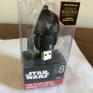 Star Wars Episode VII Villain 8GB Molded USB Flash